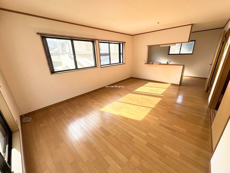 塚原貸一戸建て リビング