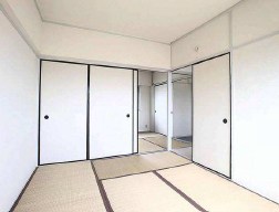ビレッジハウス戸川２号棟 ベッドルーム