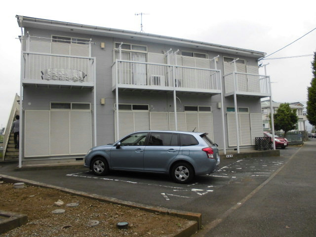 ラージガーデンE 105号室 外観