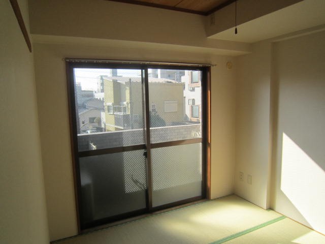 レーベン見附町 リビング