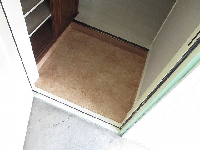 サニーコート 玄関