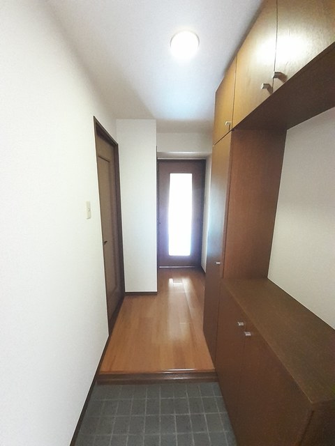 エステートピア小田原 玄関