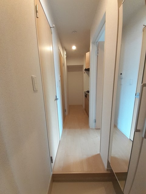 ポンドサイドＰ 玄関