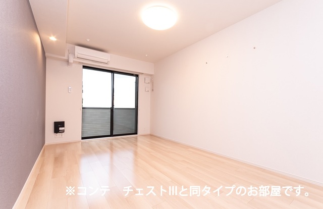 リズミン鴨宮 リビング