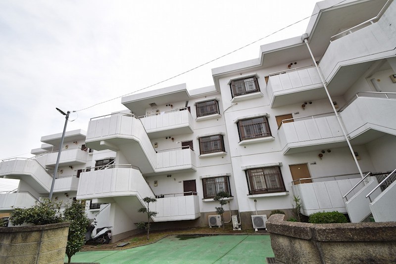 ロイヤルプラザ湘南 203号室 外観