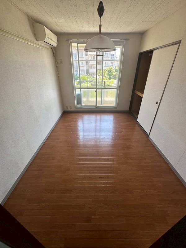 コーポ・クレイン リビング