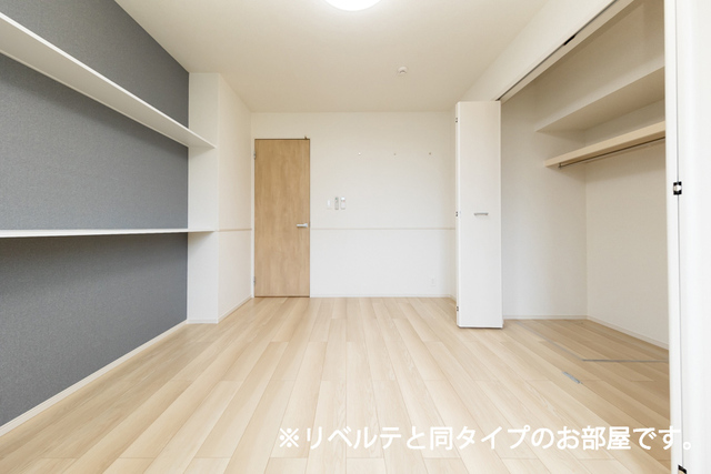 小和田３丁目アパート ベッドルーム