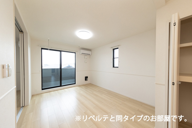 小和田３丁目アパート リビング