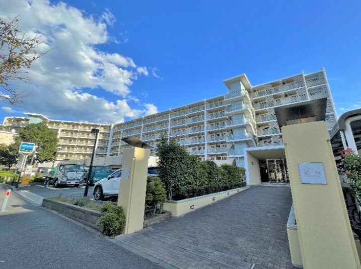 コーポレート東戸塚 412号室 外観