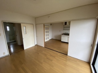 第５メゾン星崎 リビング