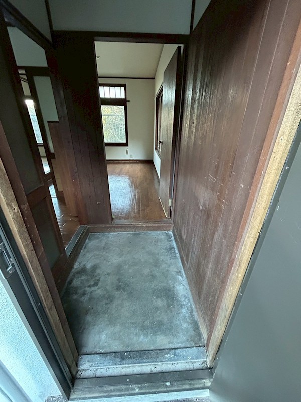 長谷ハイツ 玄関