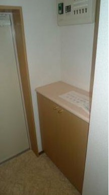 グランジュール港南台 玄関