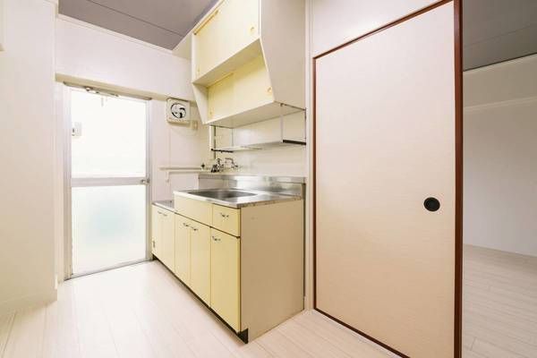 ビレッジハウス愛川1号棟 キッチン