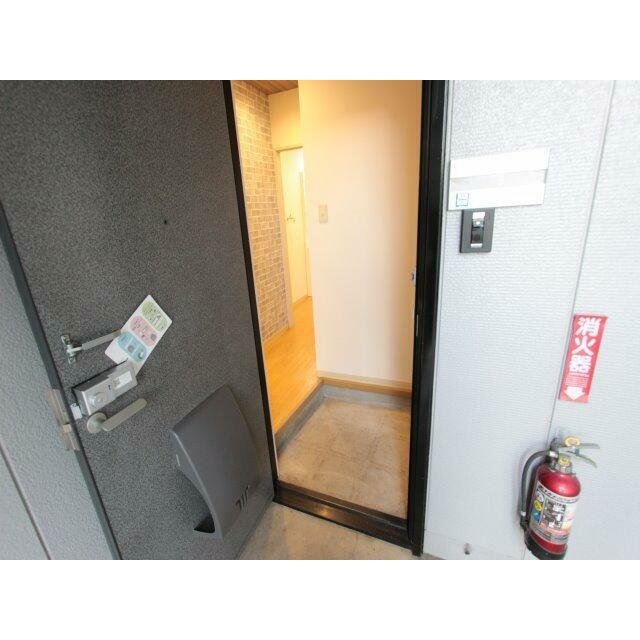 コンフォールＡ 玄関