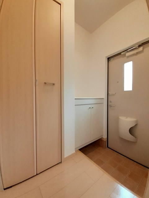 フレグランス壱番館 玄関