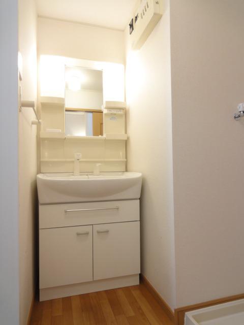 スカイ・ローズ その他4