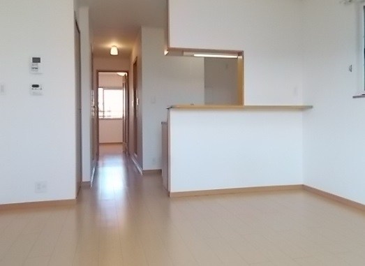 スカイ・ローズ リビング