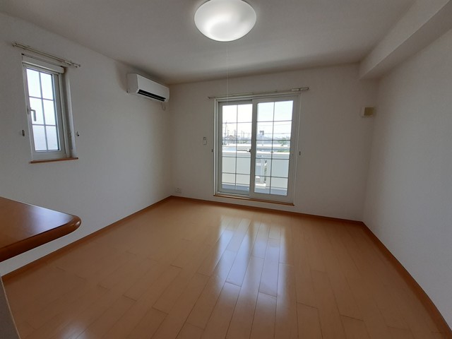 カーサ・プラシード リビング