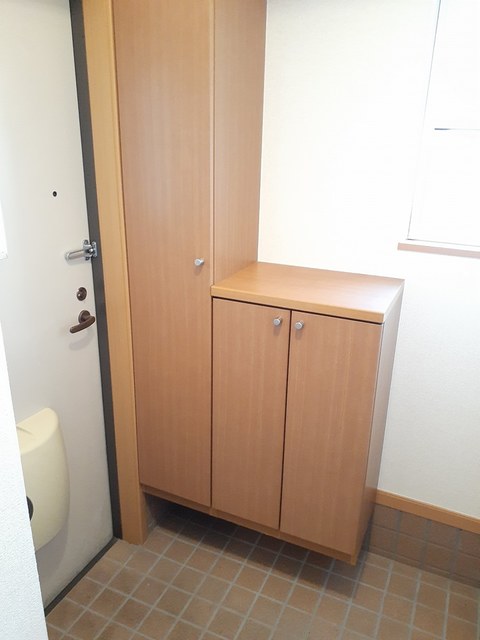 ファミールＡ 玄関
