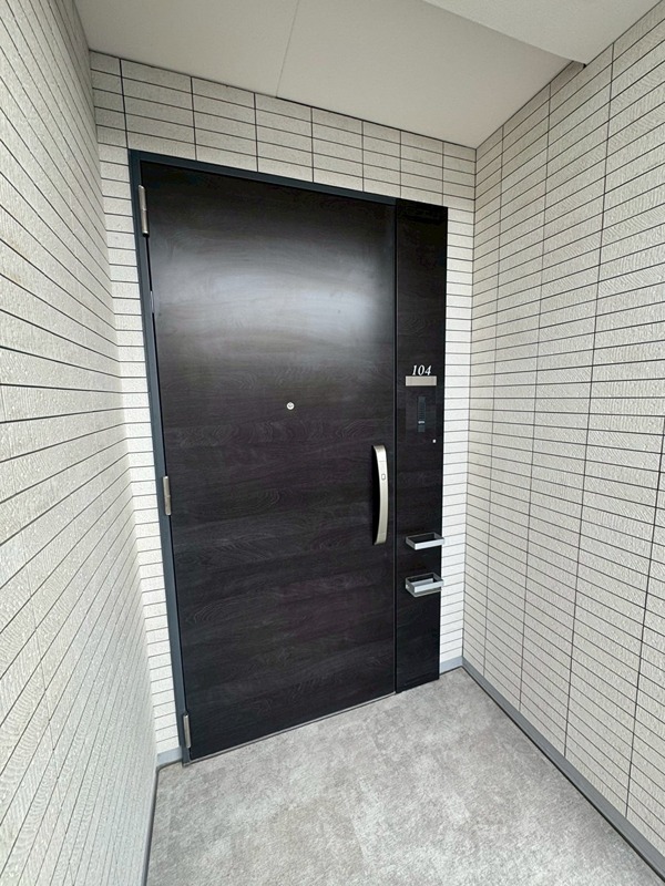 Ｎｉｓｓｈｉｎ　Ｇｒａｎｄｐａｌａｃｅ茅ヶ崎東海岸 玄関