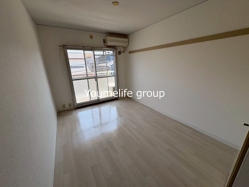 ビューハイツ台の山 リビング