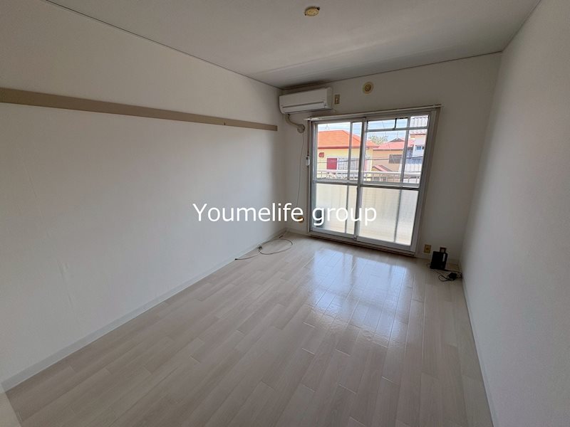 ビューハイツ台の山 リビング