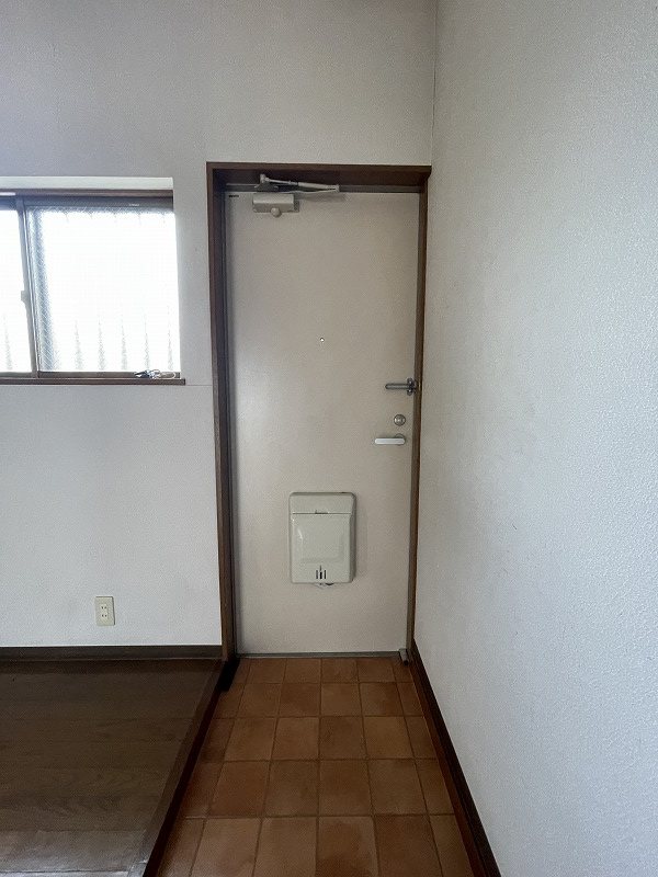 メゾン椎の実 玄関