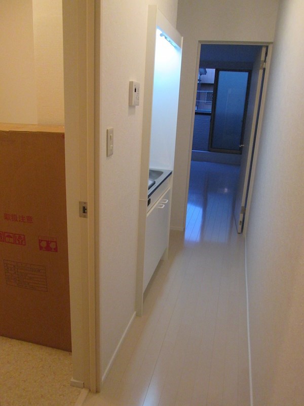 シェモア伊勢原 玄関