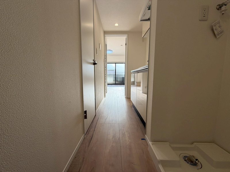 アザーレ・ディオン六会日大前 玄関