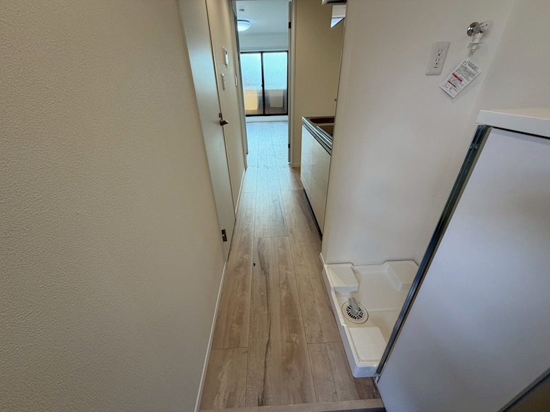 アザーレ・ディオン六会日大前 玄関