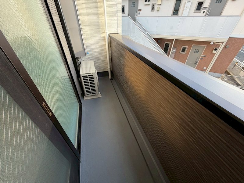 アザーレ・ディオン六会日大前 ベランダ