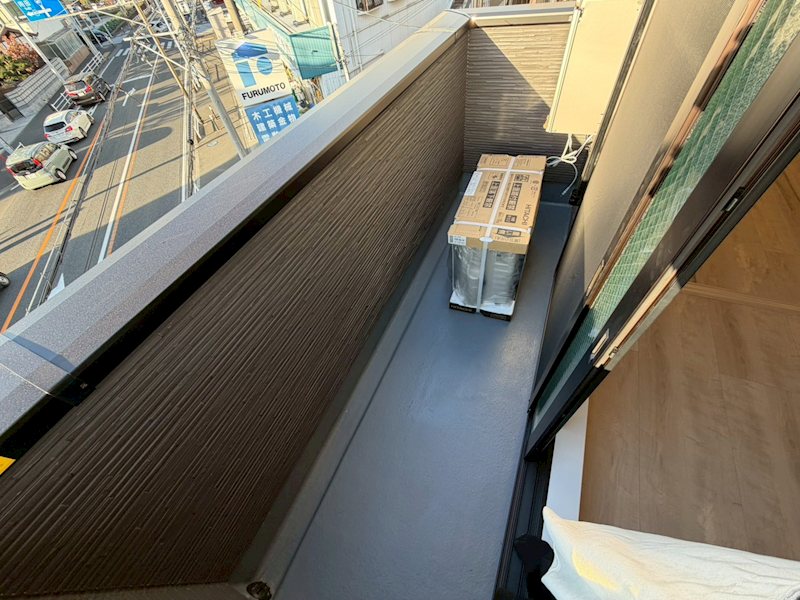 アザーレ・ディオン六会日大前 ベランダ