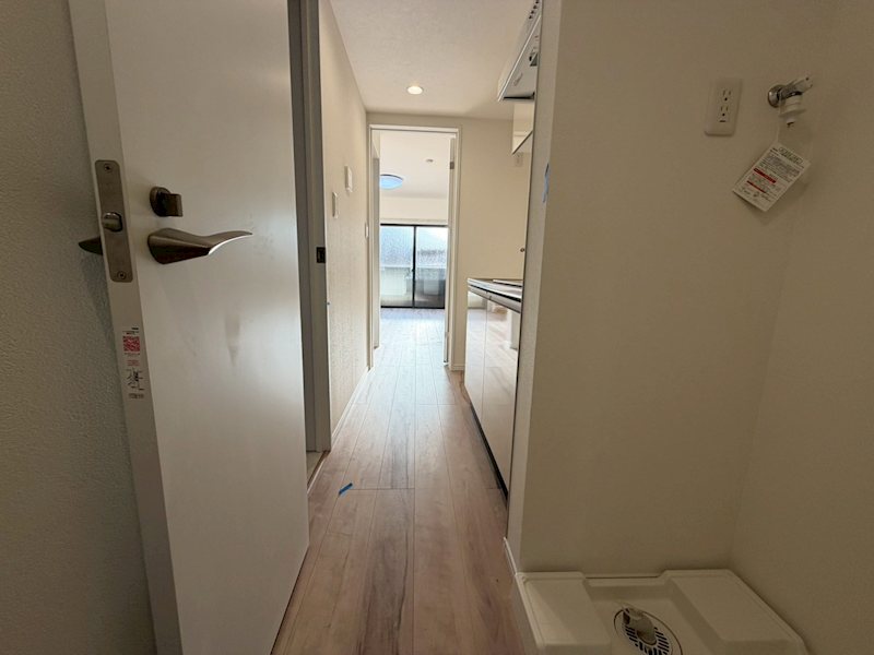 アザーレ・ディオン六会日大前 玄関