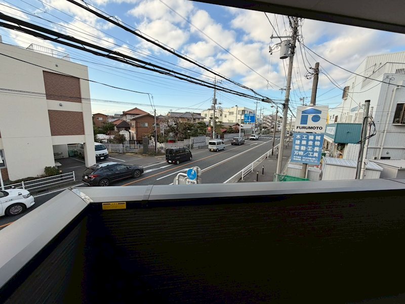 アザーレ・ディオン六会日大前 ベランダ