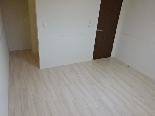 ディモーラ その他8