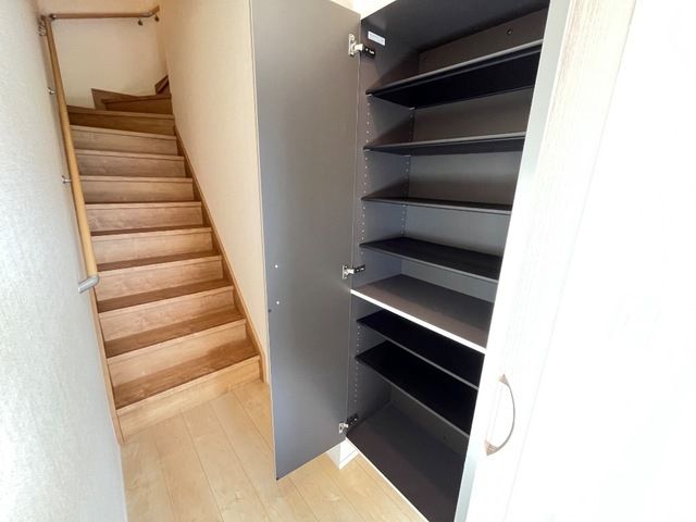 ディモーラ その他18