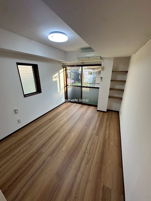 アブルームシマ リビング