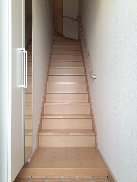 シャンテＣ 玄関