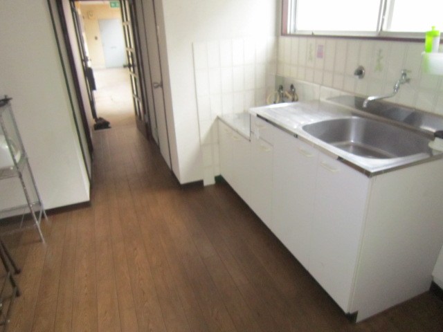 アスカビル リビング