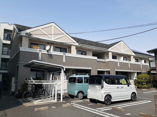 ヴァリエ・モア 206号室 外観