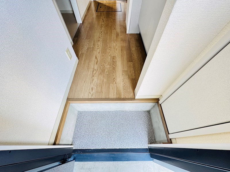 マ・メゾン 玄関