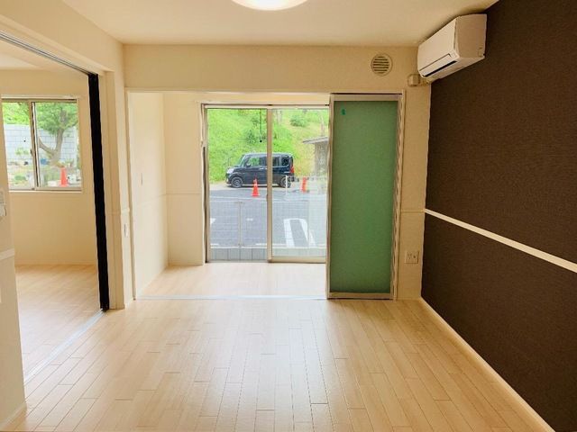 大磯町生沢アパート新築工事 リビング