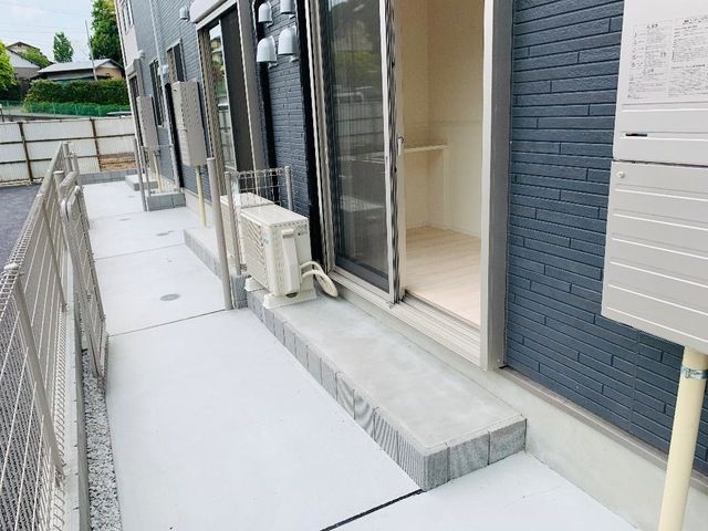 大磯町生沢アパート新築工事 ベランダ