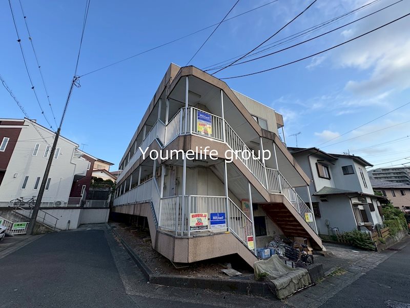 ホワイトハウス伊勢原 205号室 外観