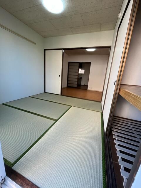 ベッドルーム