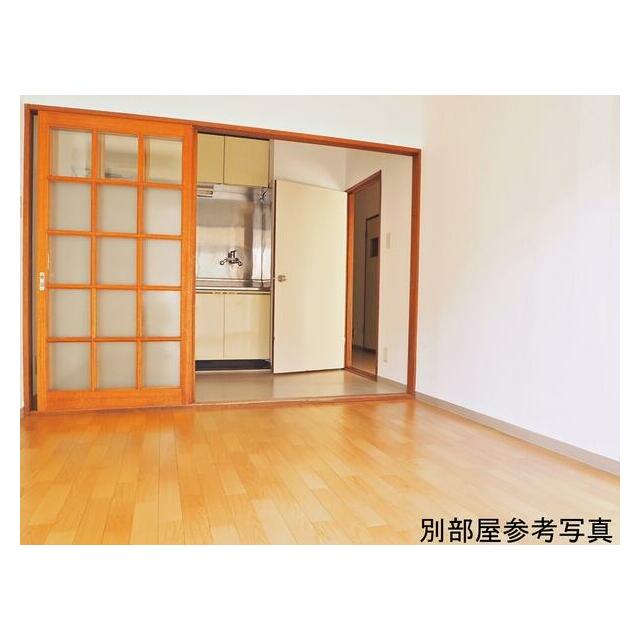 ロイヤルパレス寒川 リビング