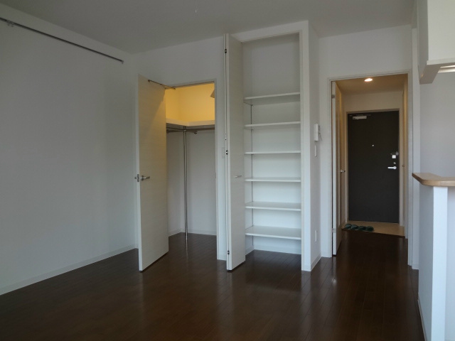 ガーデンコート元町2   ベッドルーム