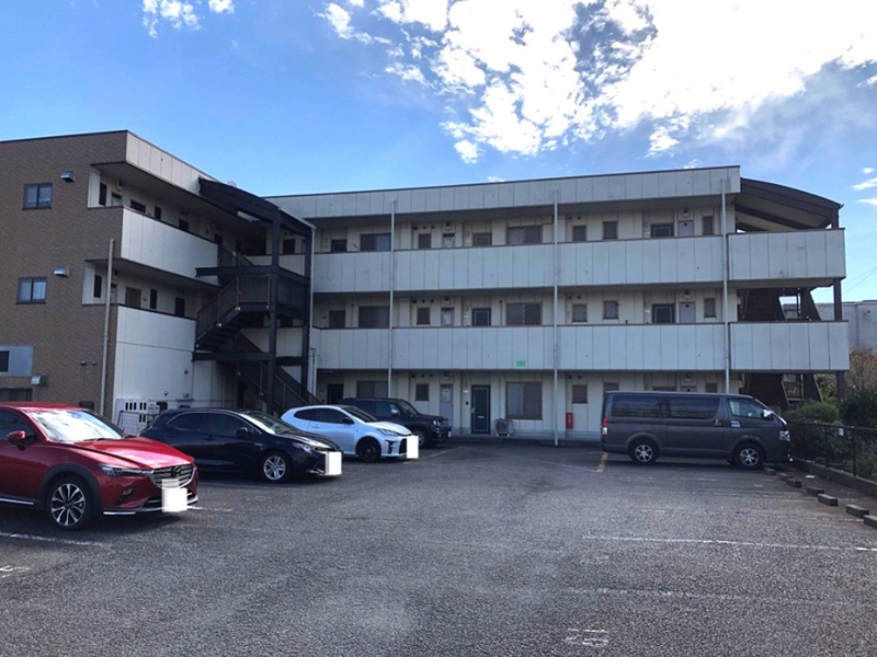 マンション東 201号室 外観