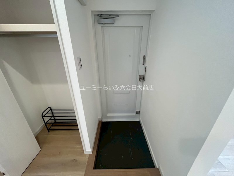 シラハニテラス 玄関