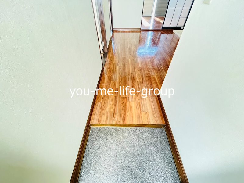 平成ハイツ 玄関